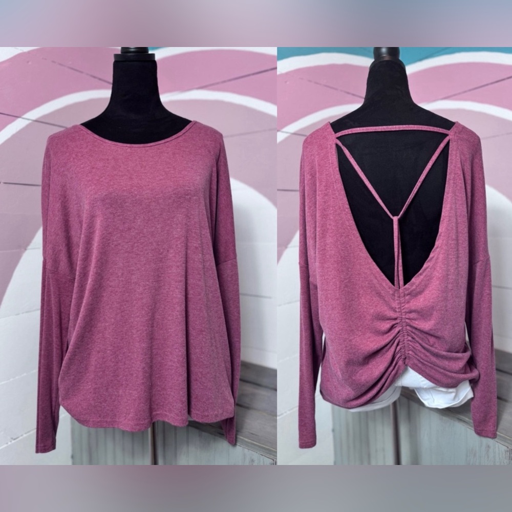 Boutique Brand Open Rushed Back Scoop Neck Long Sleeve T Shirt Blouse 💗